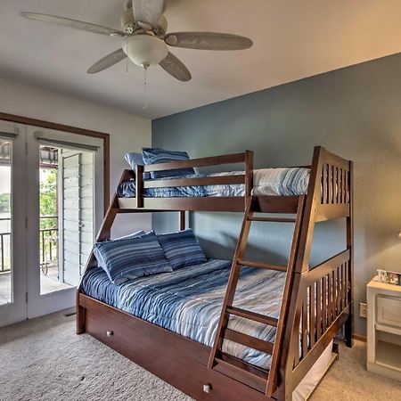 Lakefront Osage Beach Condo With Balcony And Views! エクステリア 写真
