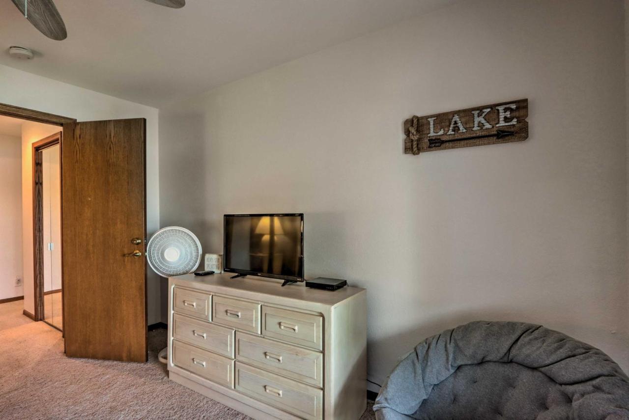 Lakefront Osage Beach Condo With Balcony And Views! エクステリア 写真