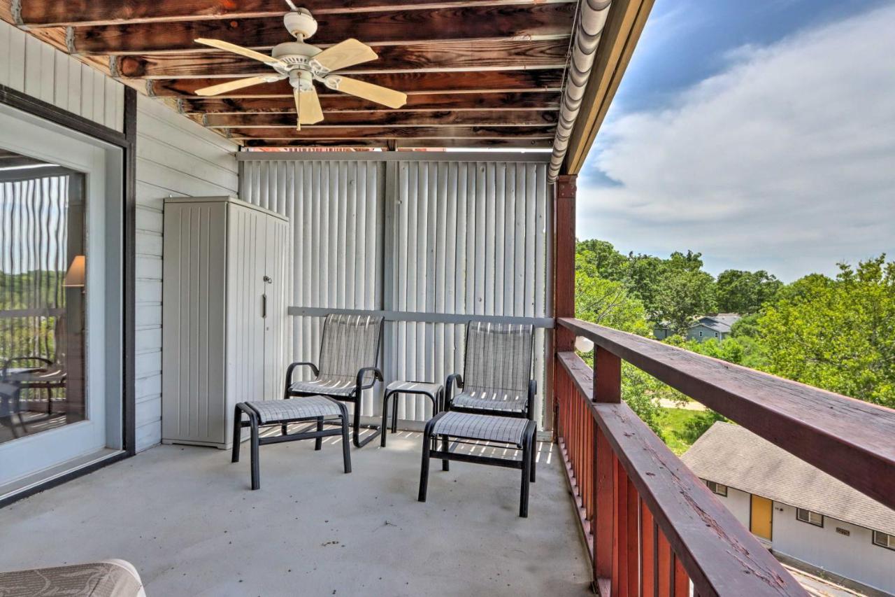 Lakefront Osage Beach Condo With Balcony And Views! エクステリア 写真